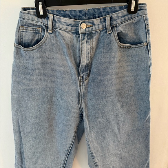 Women's High Rise Jeans - Picture 2 of 4